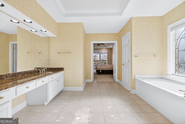 5395 Harbury Lane, Suwanee, GA 30024