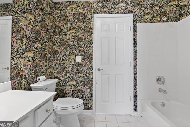 5395 Harbury Lane, Suwanee, GA 30024