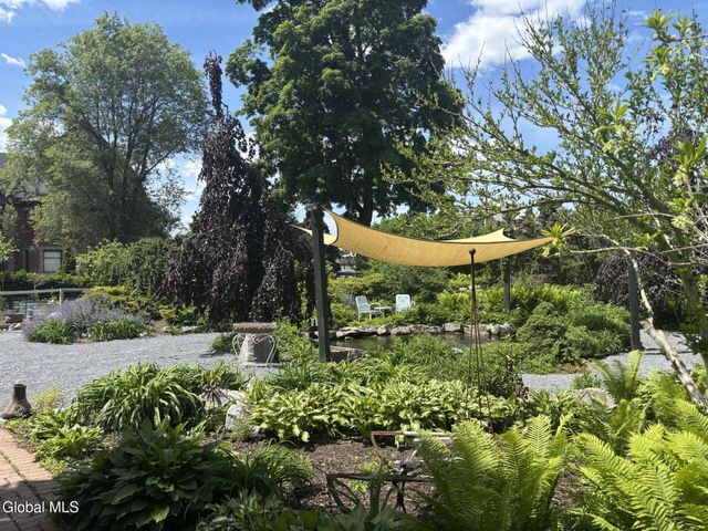 72 Union Avenue, Saratoga Springs, NY 12866