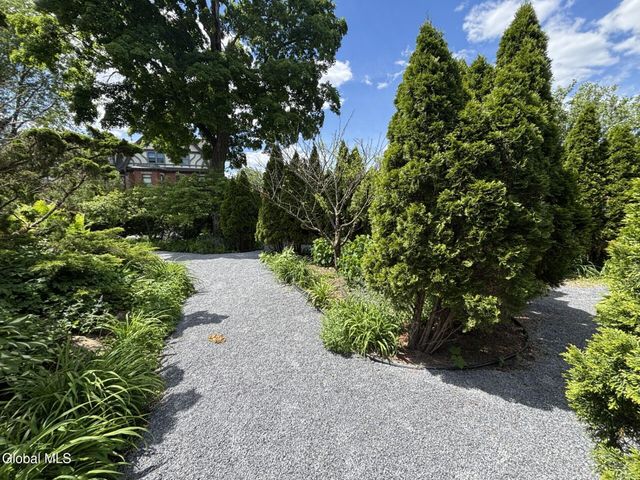 72 Union Avenue, Saratoga Springs, NY 12866
