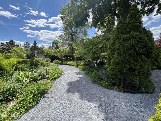 72 Union Avenue, Saratoga Springs, NY 12866