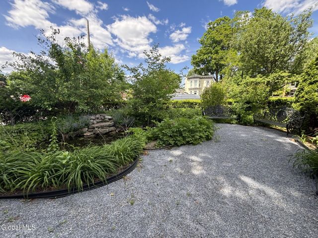 72 Union Avenue, Saratoga Springs, NY 12866