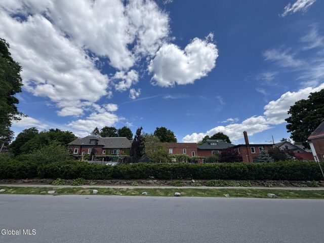 72 Union Avenue, Saratoga Springs, NY 12866