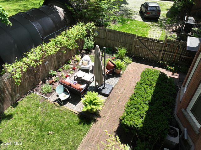 72 Union Avenue, Saratoga Springs, NY 12866