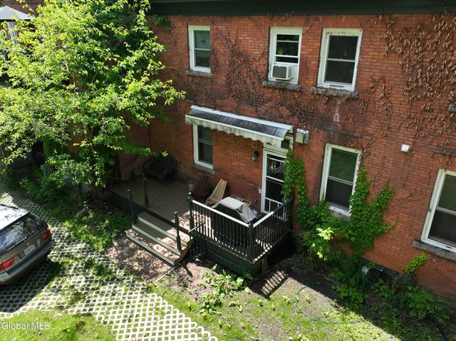 72 Union Avenue, Saratoga Springs, NY 12866