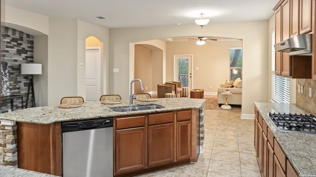 23314 WOODLAWN RDG, San Antonio, TX 78259