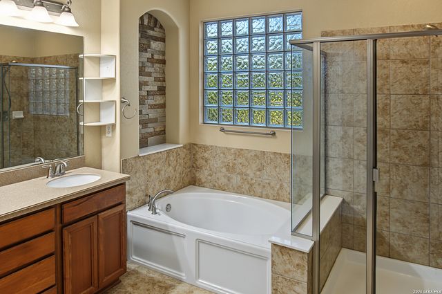 23314 WOODLAWN RDG, San Antonio, TX 78259