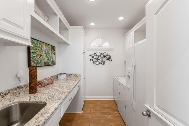 2319 Trinidad Drive, Crystal Beach, TX 77650