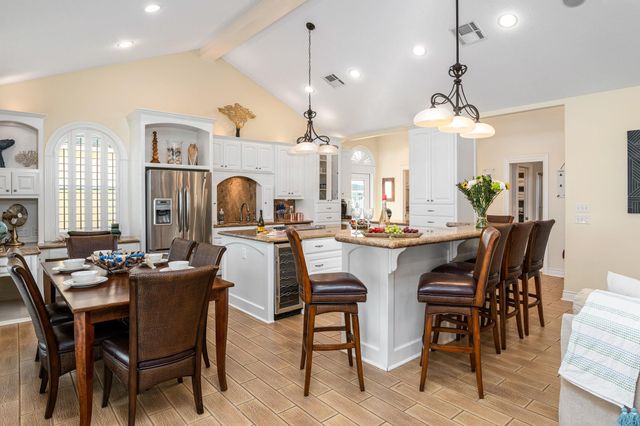 2319 Trinidad Drive, Crystal Beach, TX 77650