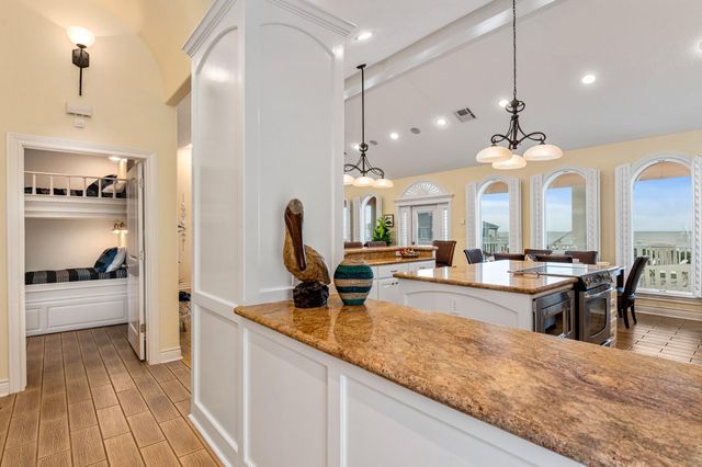 2319 Trinidad Drive, Crystal Beach, TX 77650