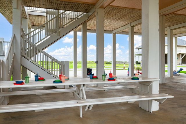 2319 Trinidad Drive, Crystal Beach, TX 77650