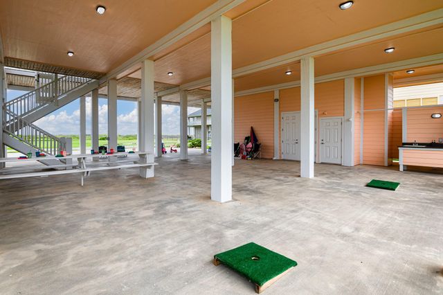 2319 Trinidad Drive, Crystal Beach, TX 77650