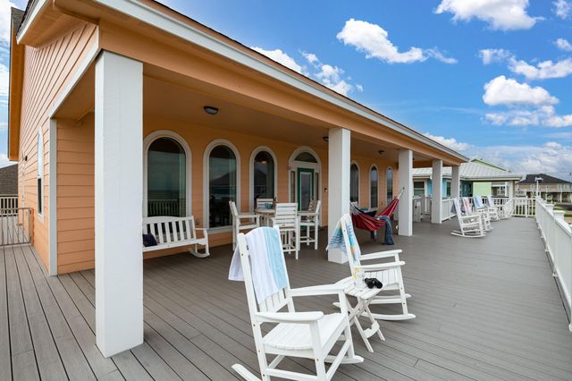 2319 Trinidad Drive, Crystal Beach, TX 77650