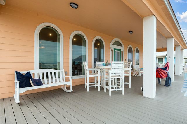 2319 Trinidad Drive, Crystal Beach, TX 77650
