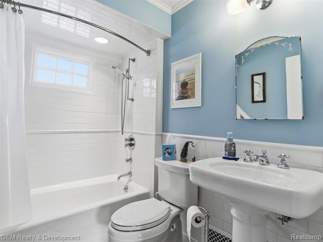 306 W Main Street, Northville, MI 48167