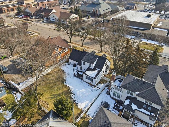 306 W Main Street, Northville, MI 48167