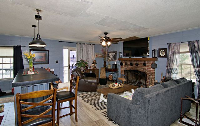 41 Third Avenue, Iva, SC 29655