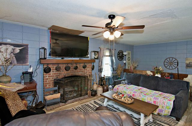 41 Third Avenue, Iva, SC 29655