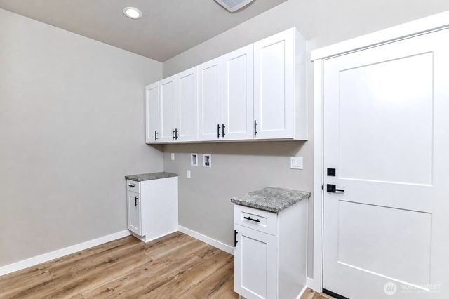 2427 Cambridge Court, Langley, WA 98260