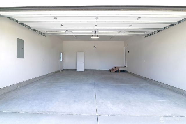 2427 Cambridge Court, Langley, WA 98260