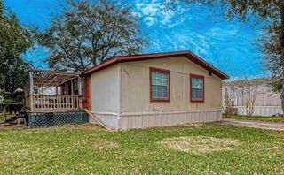 1201 Pampas Lane, League City, TX 77573