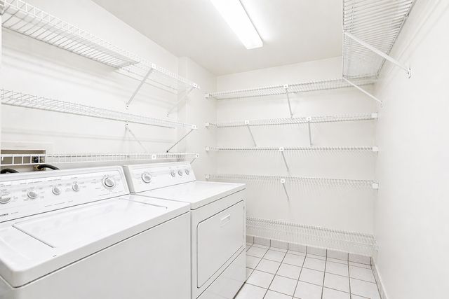 10442 E Clairmont Circle 204, Tamarac, FL 33321