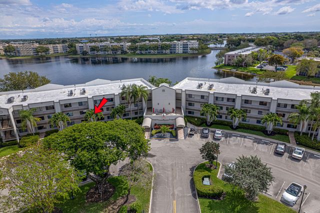 10442 E Clairmont Circle 204, Tamarac, FL 33321