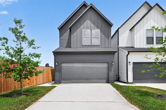 7422 Maxroy Street, Houston, TX 77088