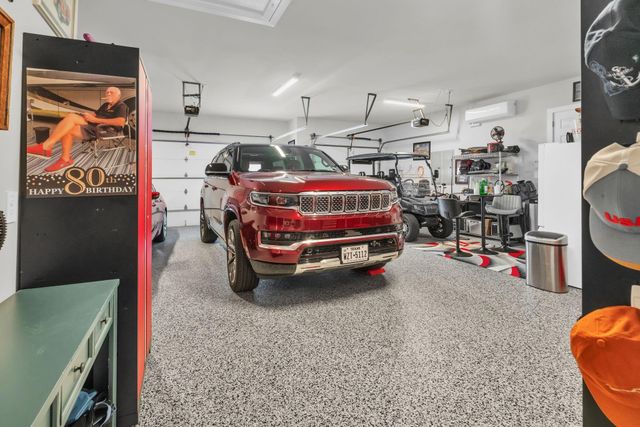 9727 Greenridge View Drive, Willis, TX 77318