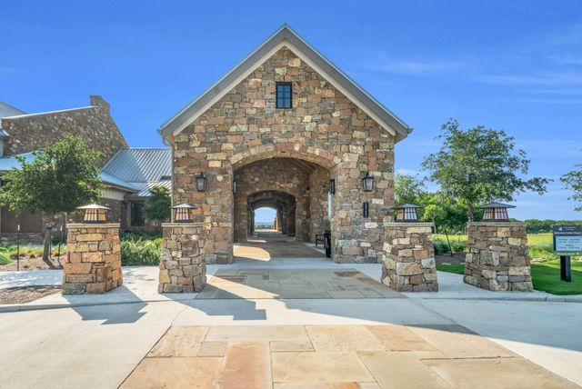 9727 Greenridge View Drive, Willis, TX 77318