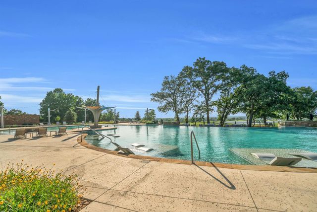 9727 Greenridge View Drive, Willis, TX 77318
