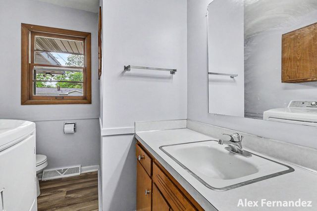 408 Arthur Avenue, Holland, MI 49424