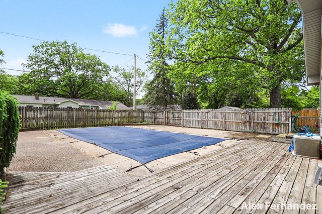 408 Arthur Avenue, Holland, MI 49424