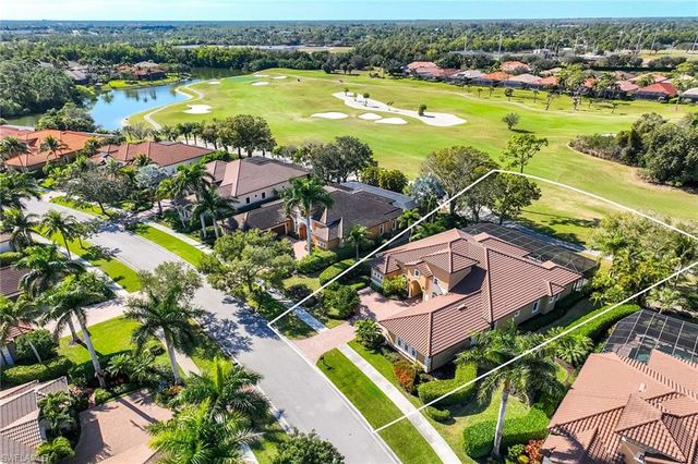 9030 Shenendoah CIR, Naples, FL 34113