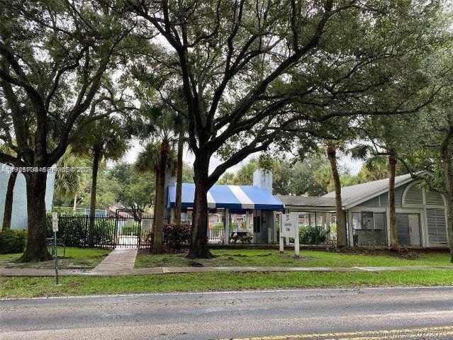 1808 Runners Way 1808, North Lauderdale, FL 33068