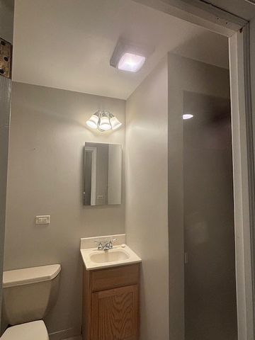 2223 Hawthorne Road, Homewood, IL 60430