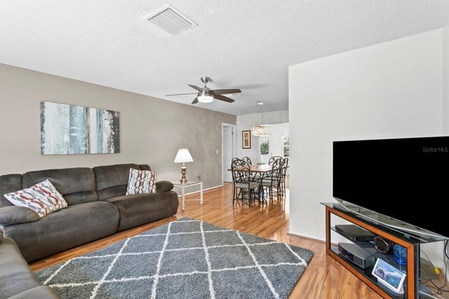 8645 PINETREE DRIVE W, Seminole, FL 33772