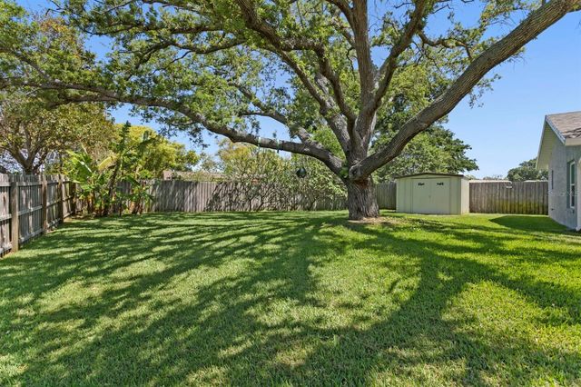 8645 PINETREE DRIVE W, Seminole, FL 33772