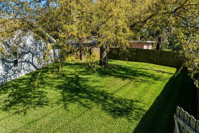 8645 PINETREE DRIVE W, Seminole, FL 33772