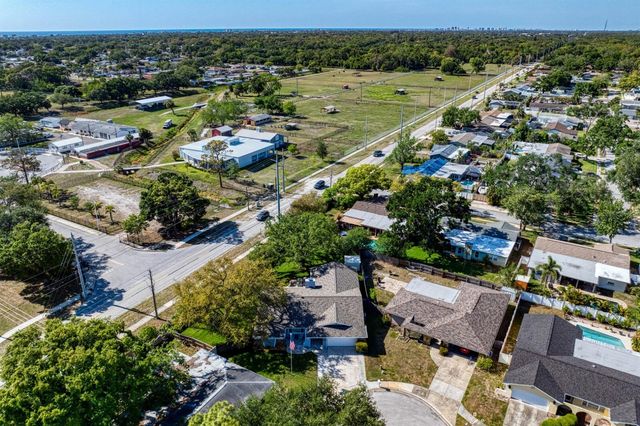 8645 PINETREE DRIVE W, Seminole, FL 33772