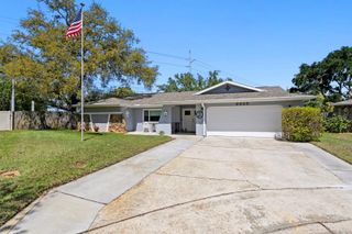 8645 PINETREE DRIVE W, Seminole, FL 33772