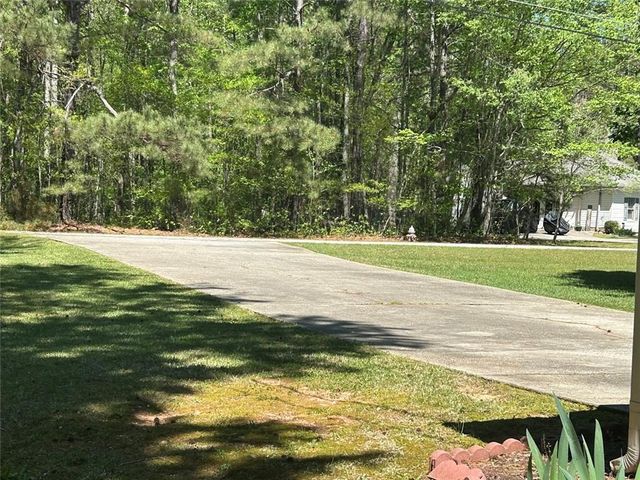 84 Trellis Court, Carrollton, GA 30116