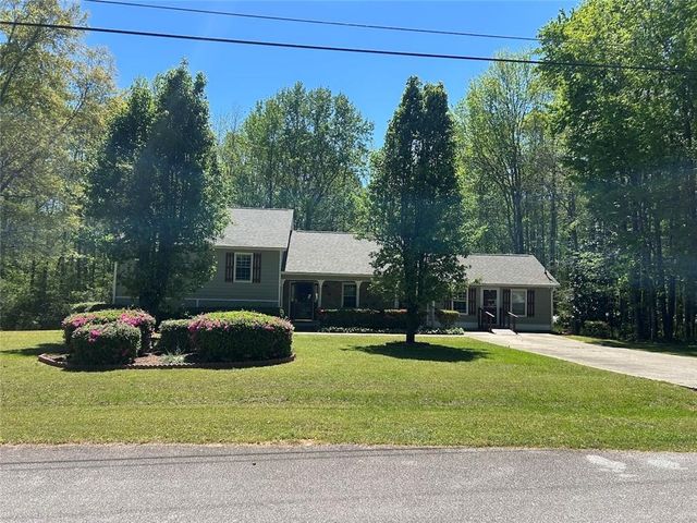 84 Trellis Court, Carrollton, GA 30116
