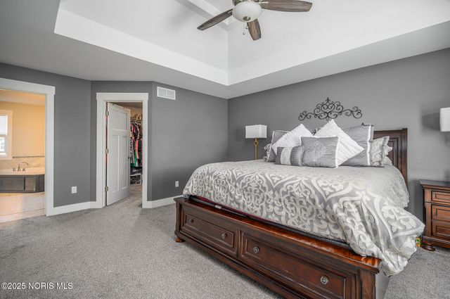 3289 Chasenwood Way, Perrysburg, OH 43551