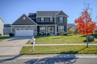 3289 Chasenwood Way, Perrysburg, OH 43551