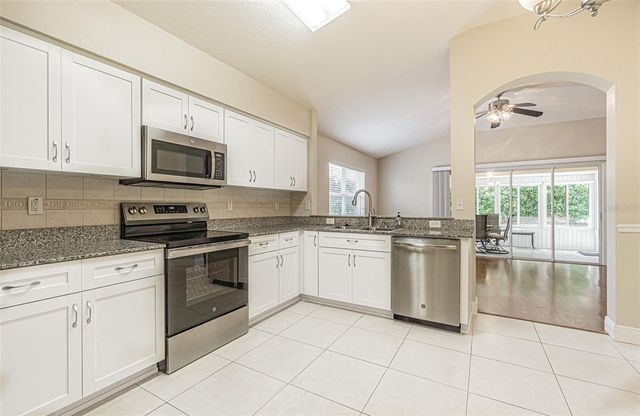 10312 OLD TAMPA BAY DRIVE, San Antonio, FL 33576