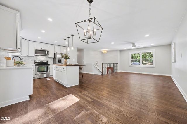 10 Winchester Court, Durham, NC 27707