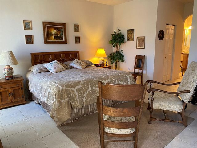 8464 SW 82ND CIRCLE, Ocala, FL 34481