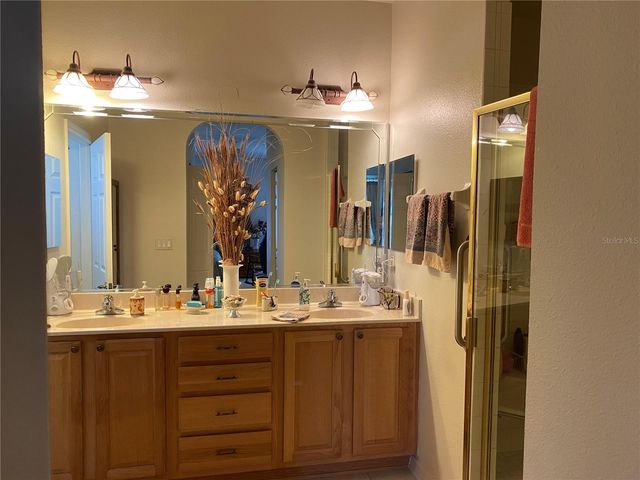 8464 SW 82ND CIRCLE, Ocala, FL 34481