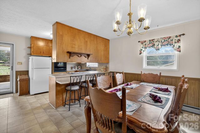 3424 Pinehurst Acres None, Lenoir, NC 28645